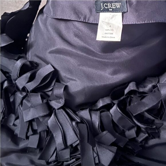 J Crew 100% Silk Navy Blue V Neck Ruffle Sleeveless Feminine Popover Blouse XS 0 - Picture 9 of 9